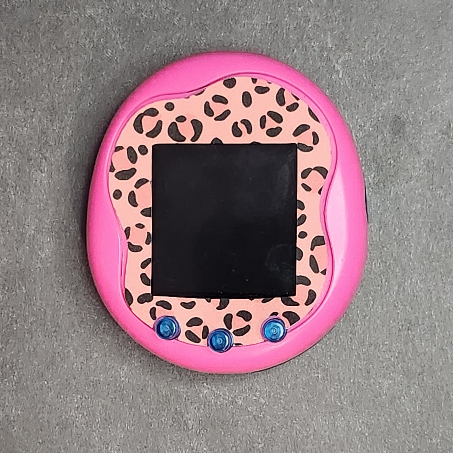 Tamagotchi Uni 90s Orange Pink Peach Cheetah Spots Faceplate
