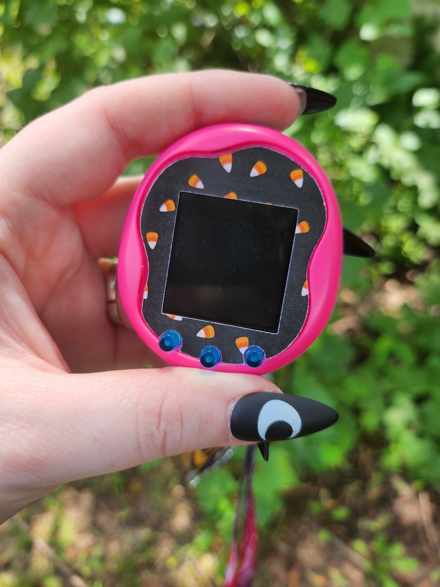 Tamagotchi Uni Halloween candy corn Faceplate