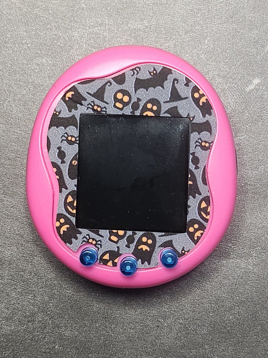 Faceplate for Tamagotchi Uni - Grey and black with orange eyes -  electronic pet skin