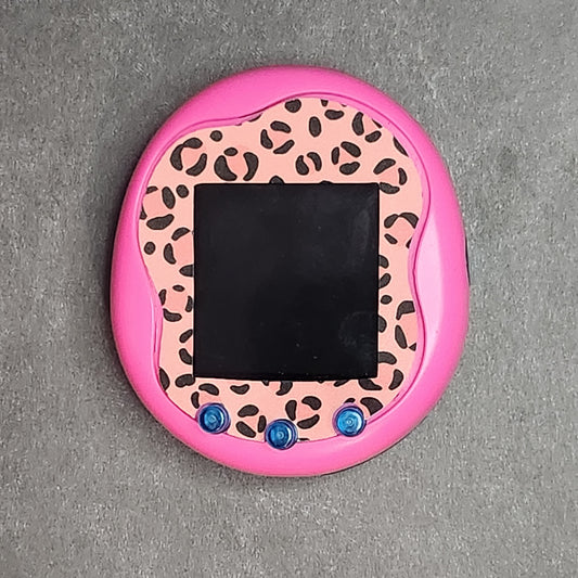 Tamagotchi Uni 90s Orange Pink Peach Cheetah Spots Faceplate